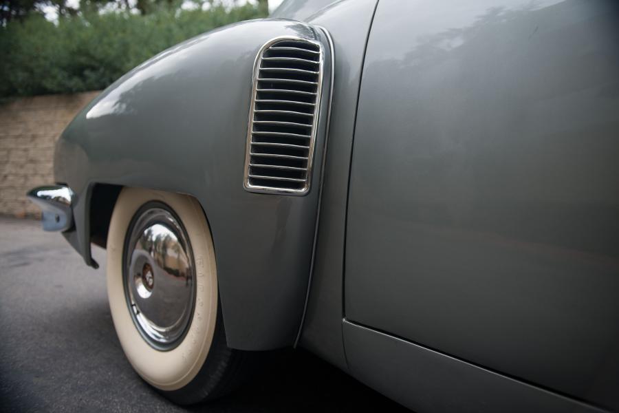 Детали экстерьера Tucker Sedan (1029) 1948 года  (фото 16 из 20)